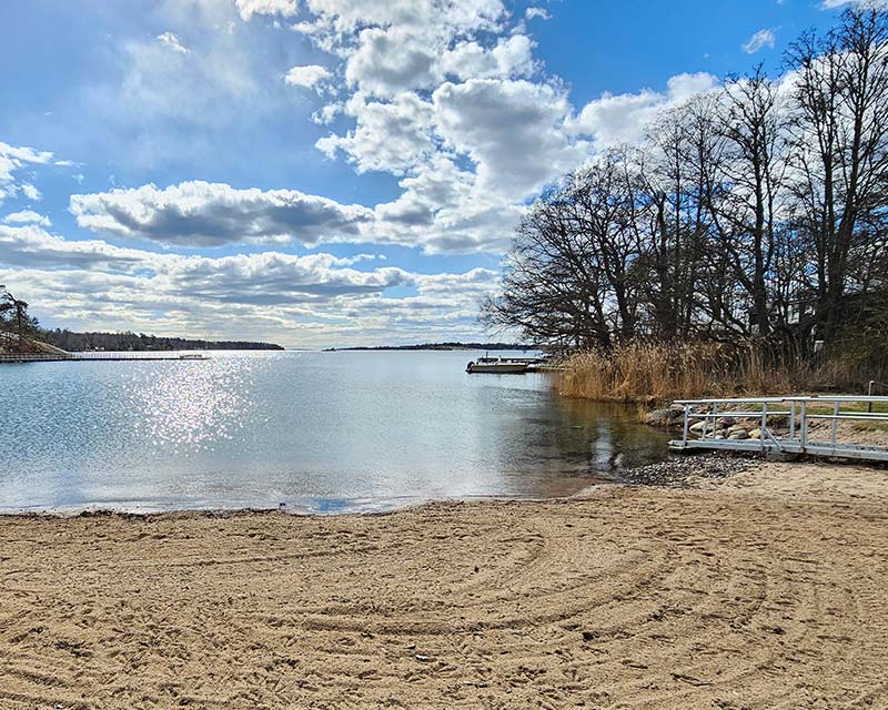 listbild_reportage_jarnavikscamping_strand_800x640